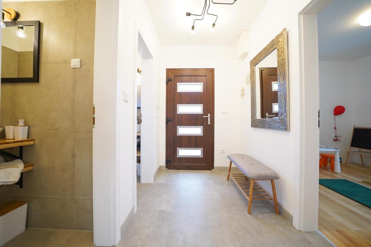 Villa Suncica With Heated Pool, Jacuzzi And Bikes Near Zadar Sukosan Exterior photo