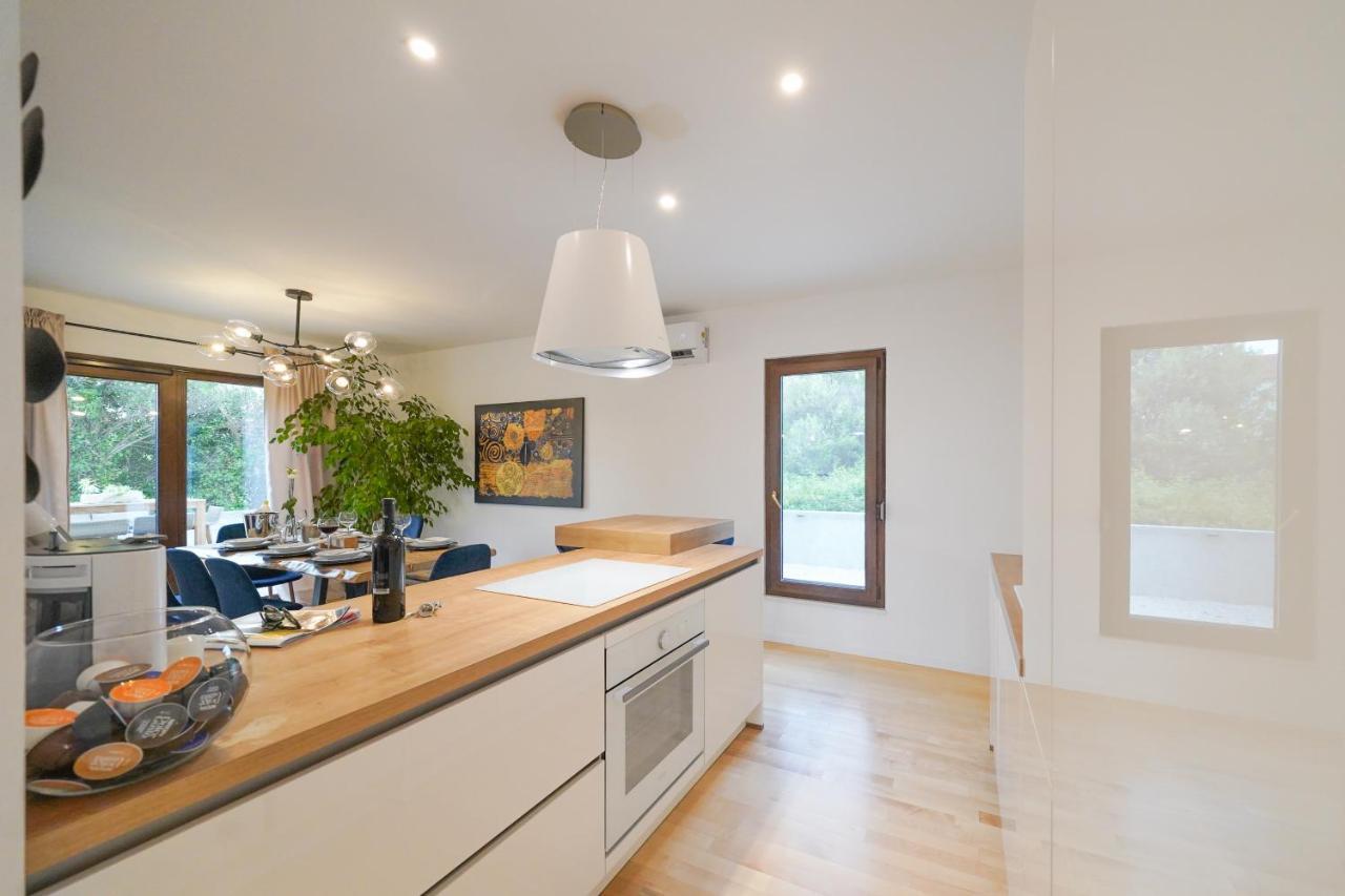 Villa Suncica With Heated Pool, Jacuzzi And Bikes Near Zadar Sukosan Exterior photo